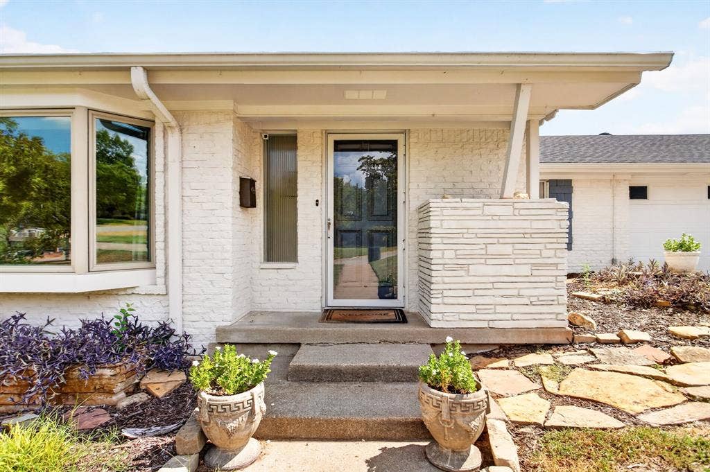 6705 Hanover Road, Fort Worth, TX 76116 6705 Hanover Road, Fort Worth, TX 76116