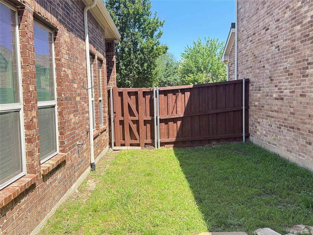 2108 Harris Place, Plano, TX 75025