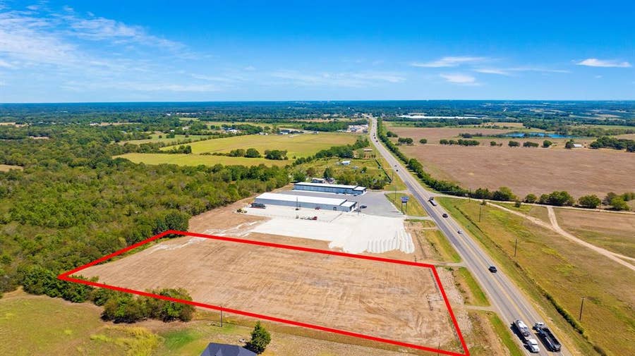 Property photo for TBD W HWY 82, Paris, TX