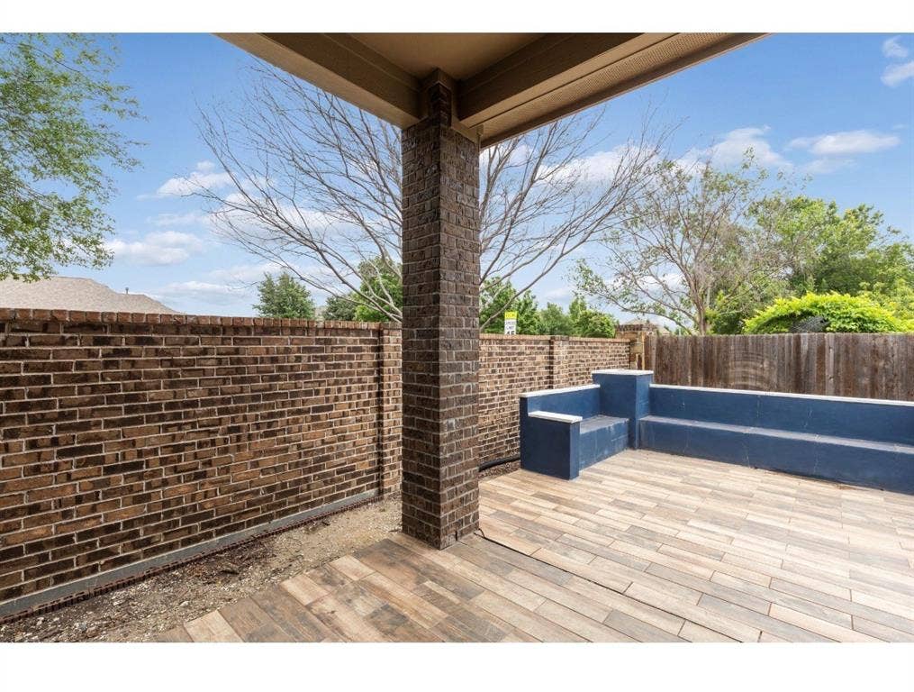 708 Feathering Way, Plano, TX 75074 708 Feathering Way, Plano, TX 75074