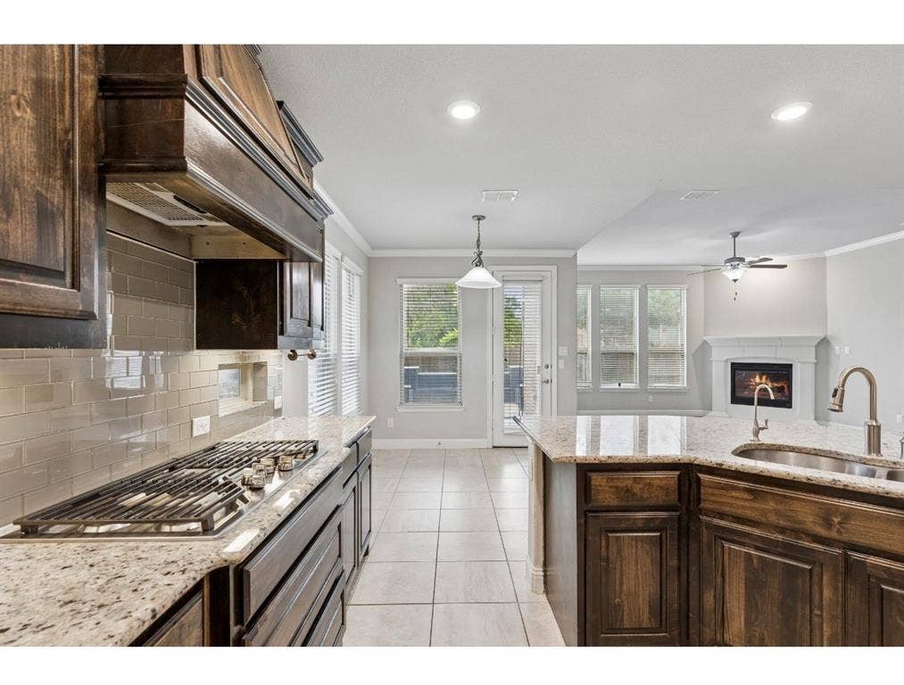 708 Feathering Way, Plano, TX 75074 708 Feathering Way, Plano, TX 75074