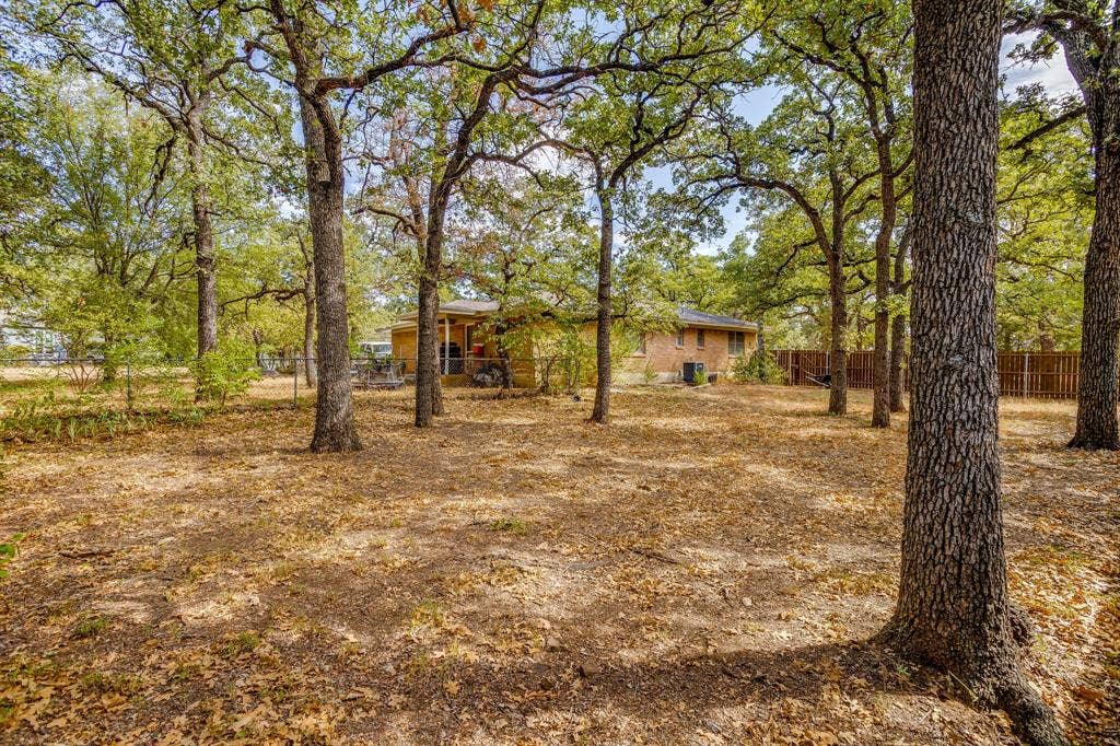 6200 Forest Hill Drive, Forest Hill, TX 76119