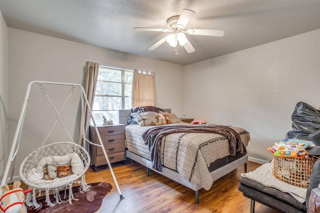 6200 Forest Hill Drive, Forest Hill, TX 76119