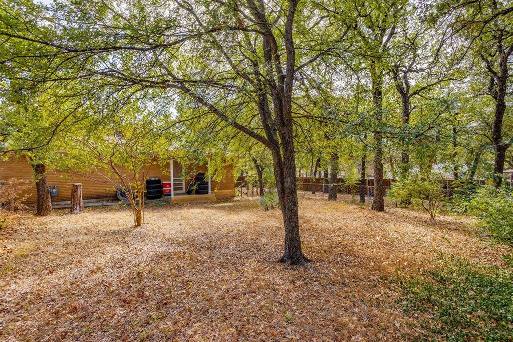 6200 Forest Hill Drive, Forest Hill, TX 76119