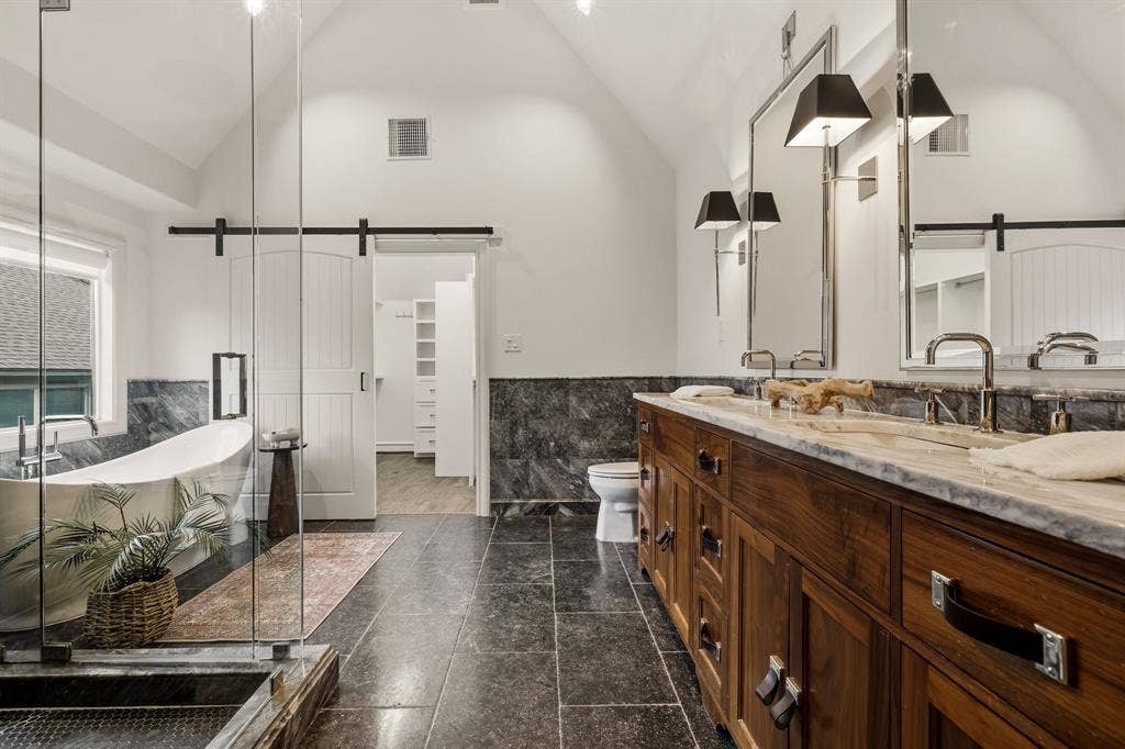 6345 Goliad Avenue, Dallas, TX 75214 6345 Goliad Avenue, Dallas, TX 75214