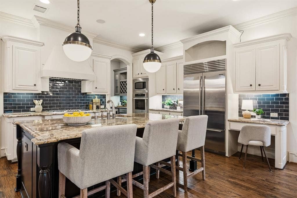 6345 Goliad Avenue, Dallas, TX 75214 6345 Goliad Avenue, Dallas, TX 75214