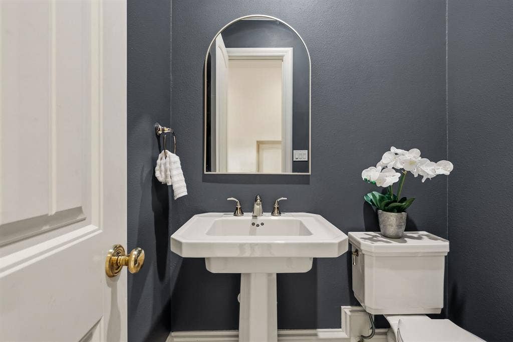 6345 Goliad Avenue, Dallas, TX 75214 6345 Goliad Avenue, Dallas, TX 75214