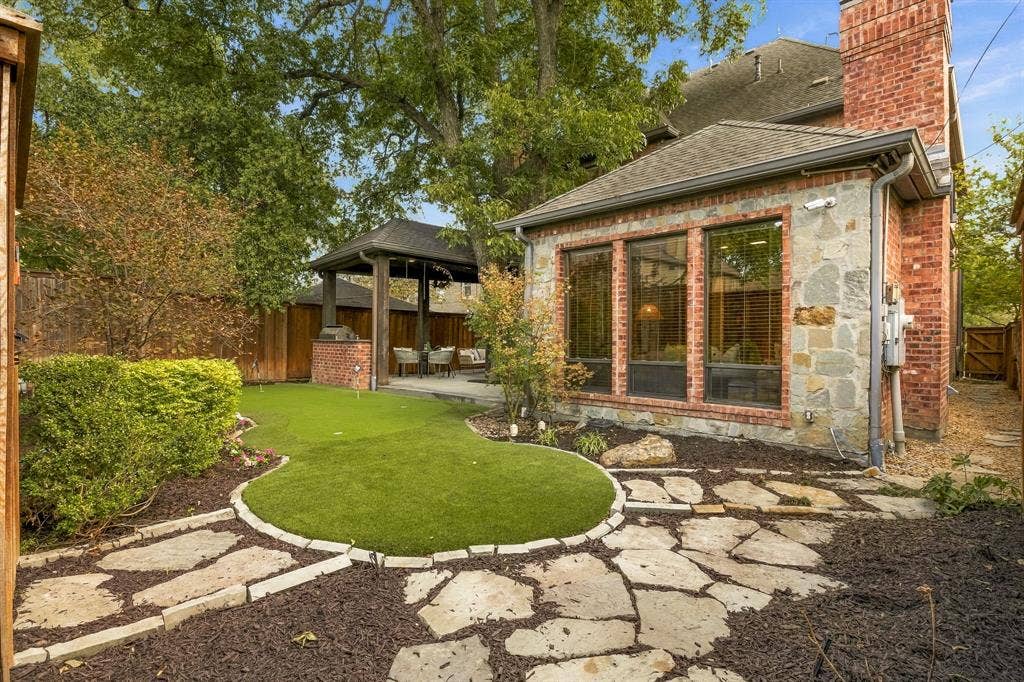 6345 Goliad Avenue, Dallas, TX 75214 6345 Goliad Avenue, Dallas, TX 75214