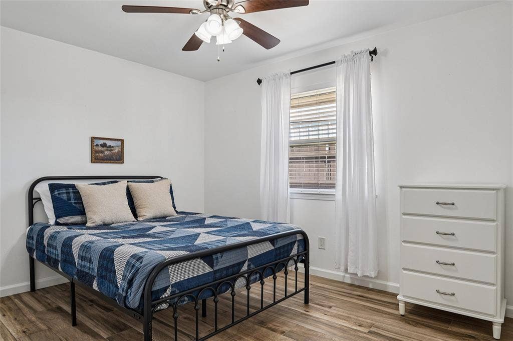 1710 Vineyard Road, Grand Prairie, TX 75052