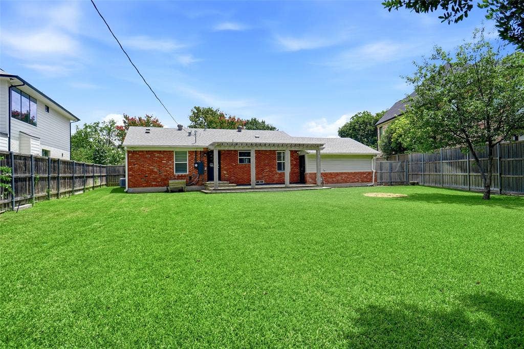 3975 Clover Lane, Dallas, TX 75220 3975 Clover Lane, Dallas, TX 75220