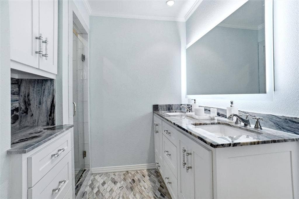 3975 Clover Lane, Dallas, TX 75220 3975 Clover Lane, Dallas, TX 75220