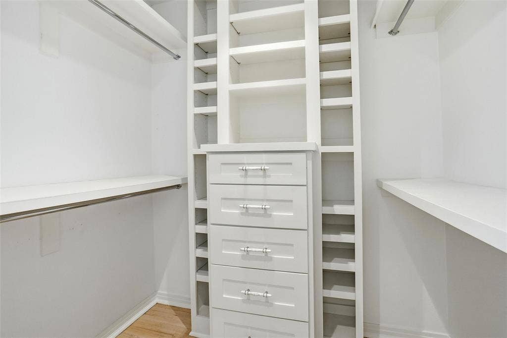 3975 Clover Lane, Dallas, TX 75220 3975 Clover Lane, Dallas, TX 75220