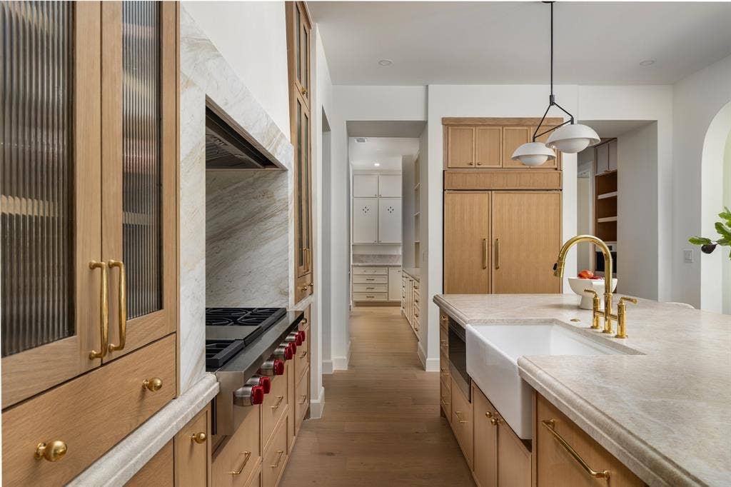6930 Pemberton Drive, Dallas, TX 75230