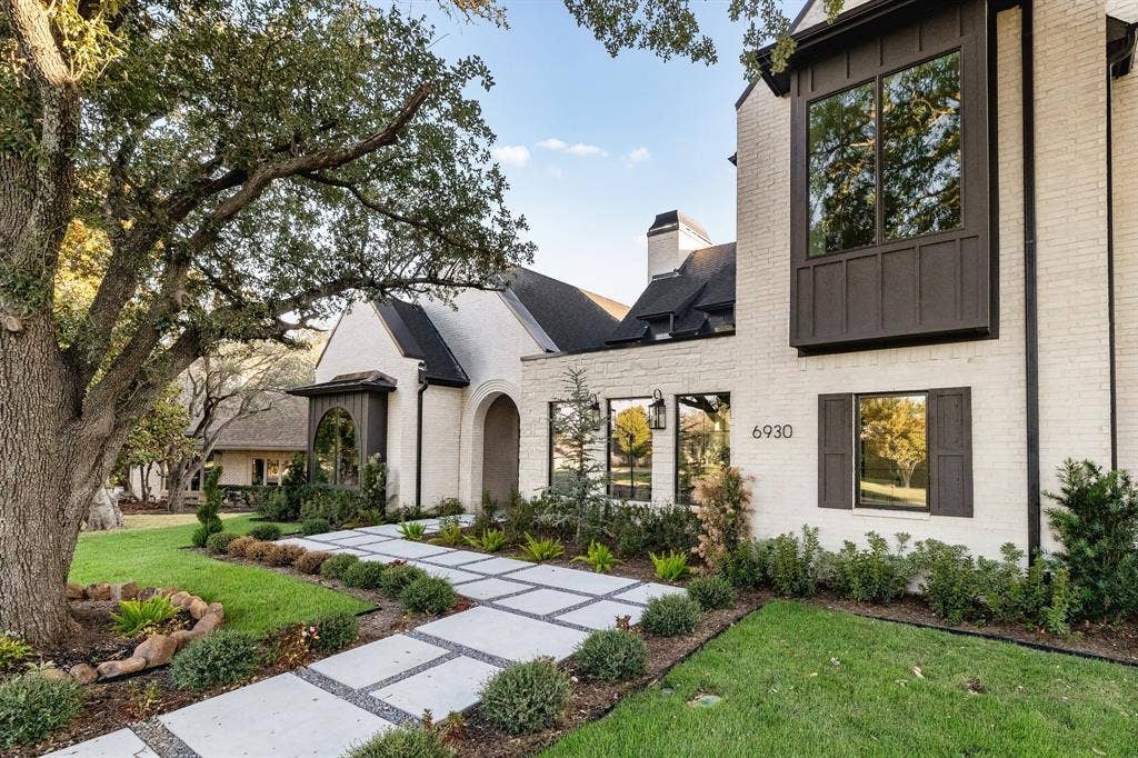 6930 Pemberton Drive, Dallas, TX 75230