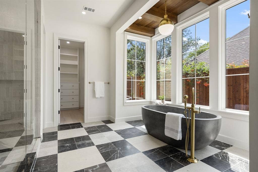 6930 Pemberton Drive, Dallas, TX 75230