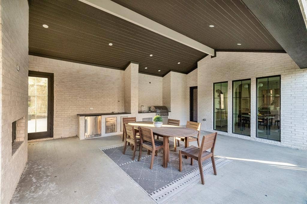 6930 Pemberton Drive, Dallas, TX 75230