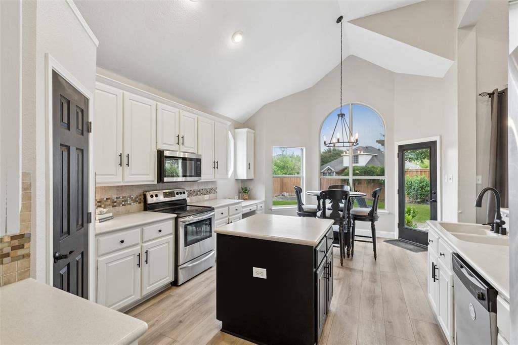 7914 Kings Court, Rowlett, TX 75089 7914 Kings Court, Rowlett, TX 75089