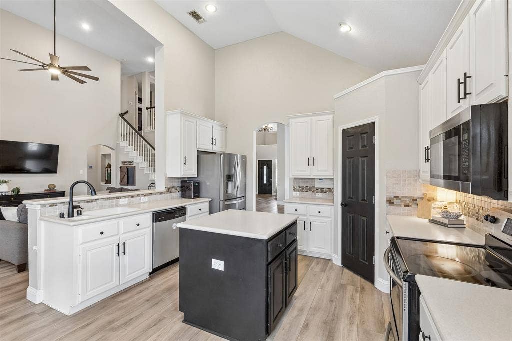 7914 Kings Court, Rowlett, TX 75089 7914 Kings Court, Rowlett, TX 75089