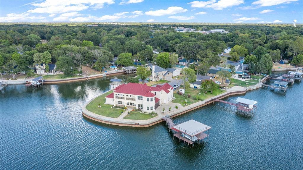 241 Loon Bay Drive, Gun Barrel City, TX 75156 241 Loon Bay Drive, Gun Barrel City, TX 75156