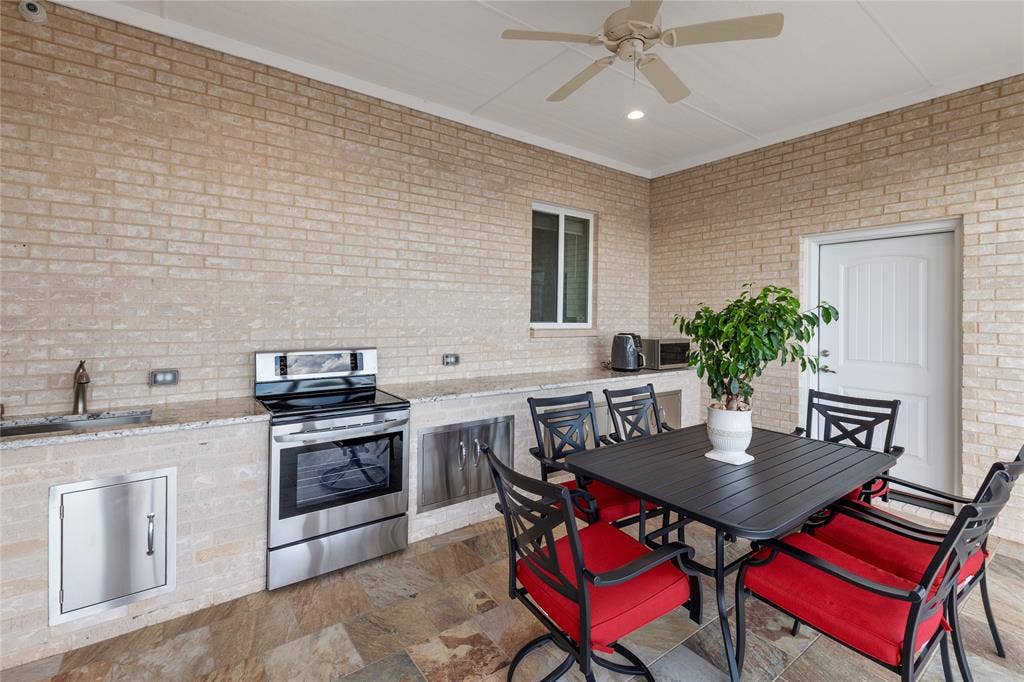 241 Loon Bay Drive, Gun Barrel City, TX 75156 Screened in porch with outdoor kitchen