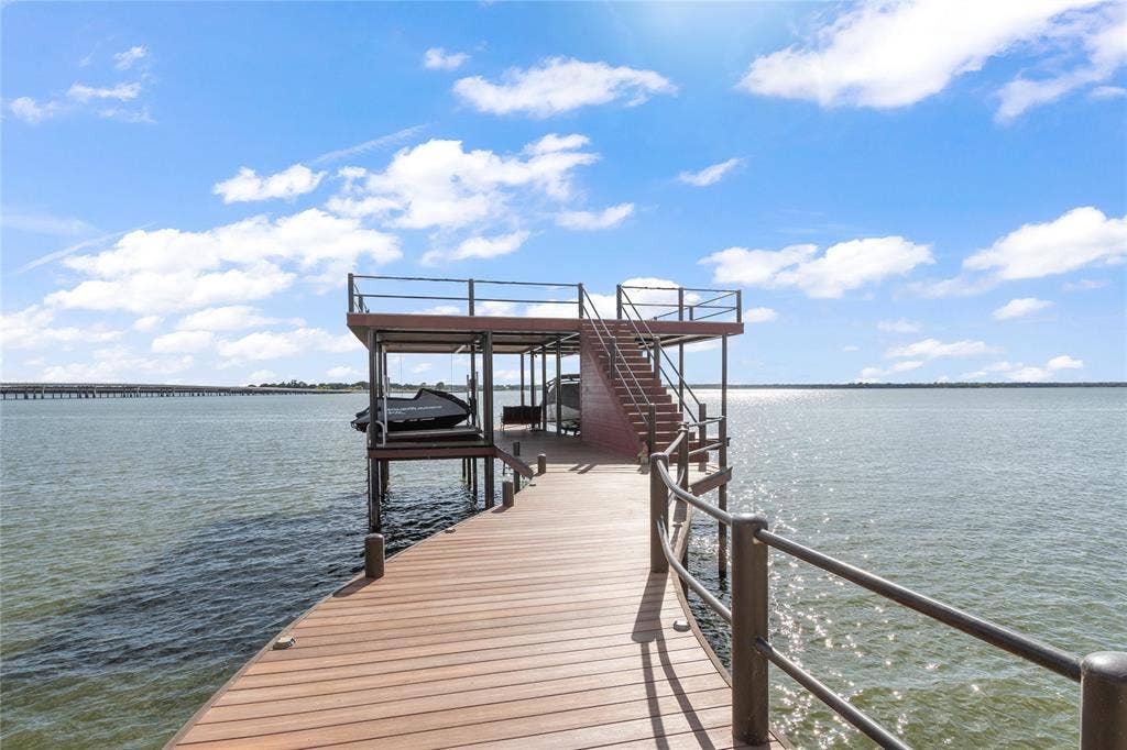 241 Loon Bay Drive, Gun Barrel City, TX 75156 Boathouse with composite decking