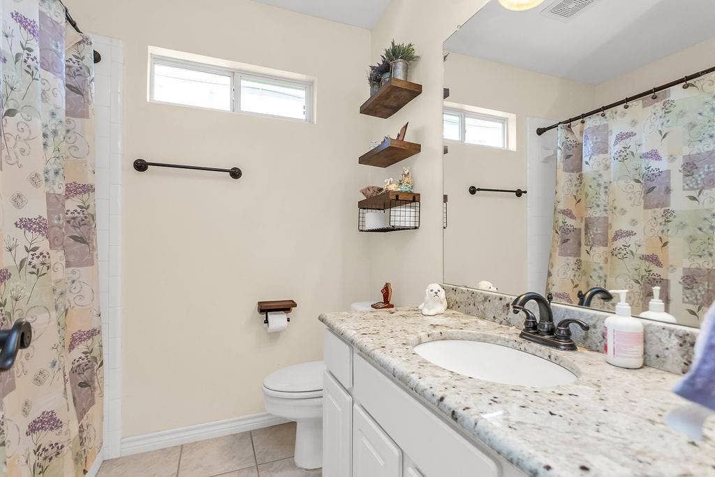 8433 Pipe Stone Drive, Plano, TX 75025 8433 Pipe Stone Drive, Plano, TX 75025