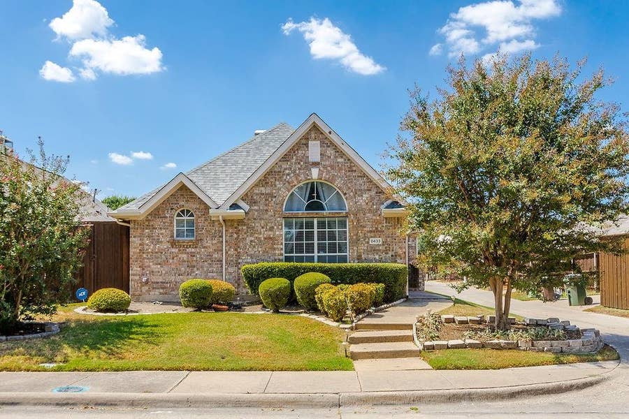 Property photo for 8433 Pipe Stone Drive, Plano, TX