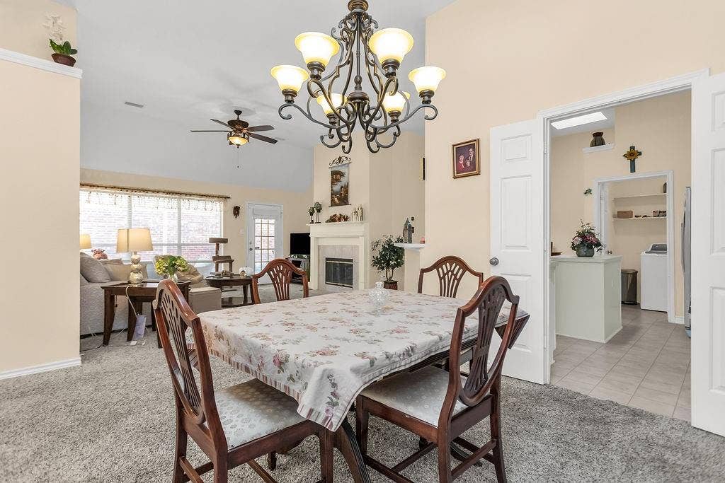 8433 Pipe Stone Drive, Plano, TX 75025 8433 Pipe Stone Drive, Plano, TX 75025