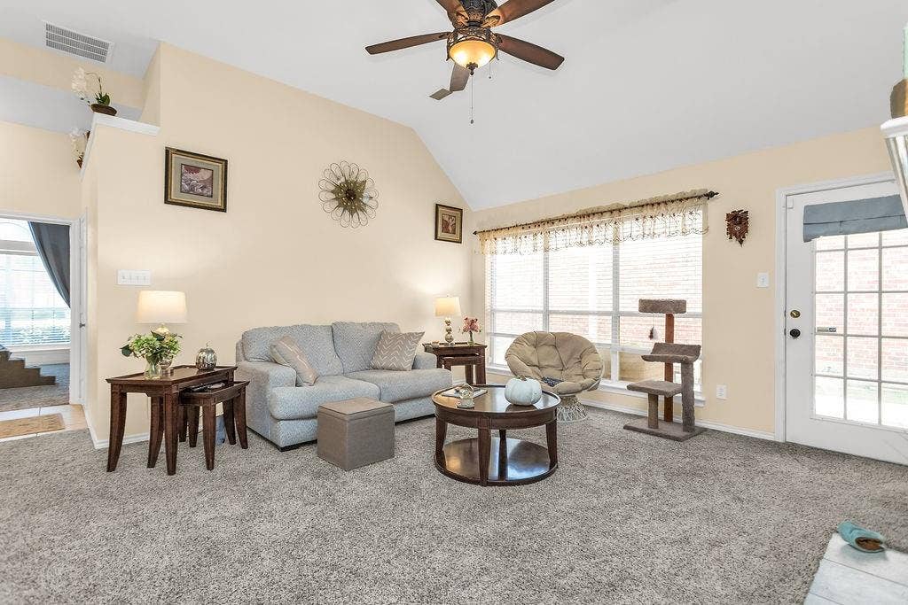 8433 Pipe Stone Drive, Plano, TX 75025 8433 Pipe Stone Drive, Plano, TX 75025