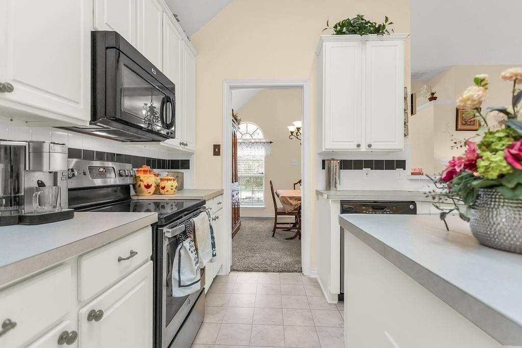 8433 Pipe Stone Drive, Plano, TX 75025 8433 Pipe Stone Drive, Plano, TX 75025