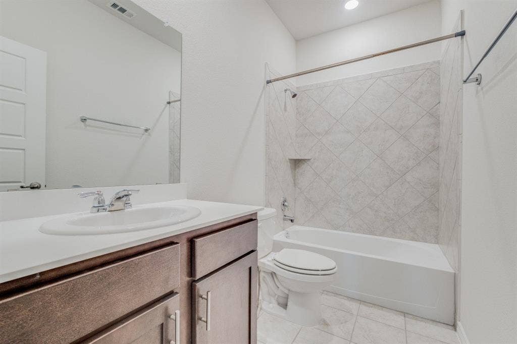 4108 Forest Bend Road, Denton, TX 76208 4108 Forest Bend Road, Denton, TX 76208