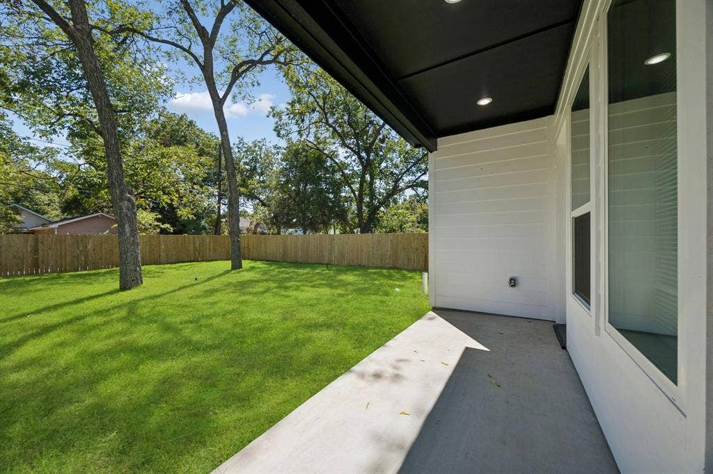 1822 S Marsalis Avenue, Dallas, TX 75216 1822 S Marsalis Avenue, Dallas, TX 75216