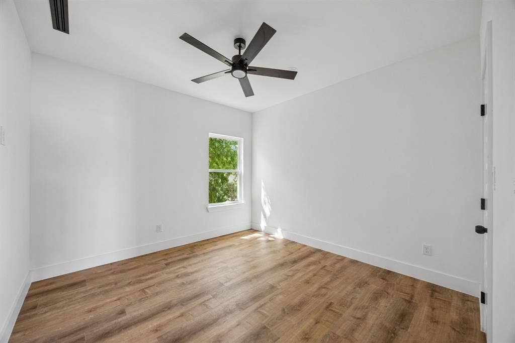 1822 S Marsalis Avenue, Dallas, TX 75216 1822 S Marsalis Avenue, Dallas, TX 75216