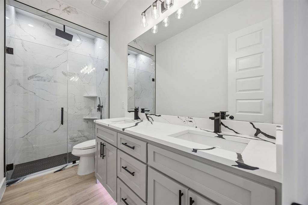 1822 S Marsalis Avenue, Dallas, TX 75216 1822 S Marsalis Avenue, Dallas, TX 75216