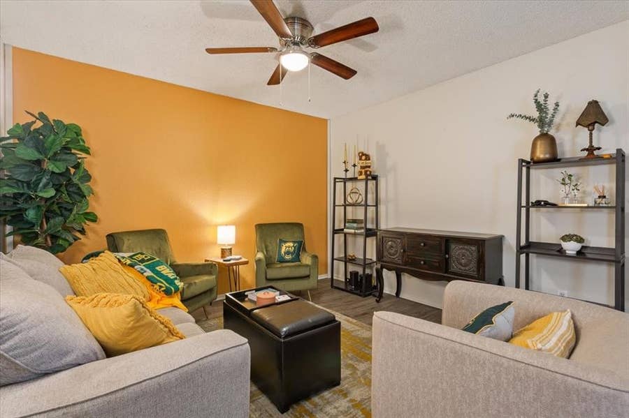 Property photo for 1214 Baylor Avenue, #202, Waco, TX