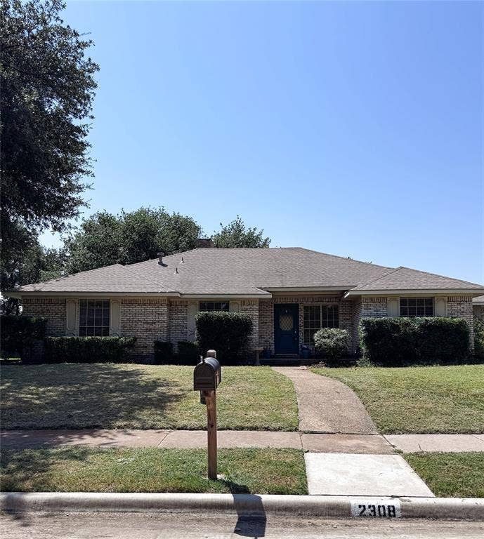 Property photo for 2308 Cliffside Drive, Plano, TX