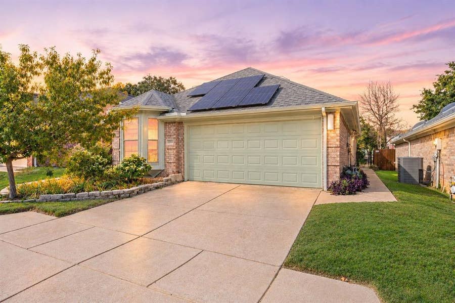 Property photo for 2233 Wembley Wood Lane, Bedford, TX
