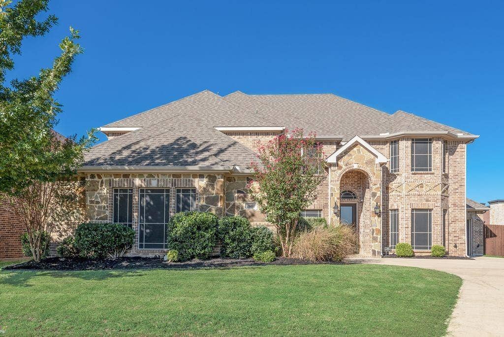 2601 Maple Leaf Drive, Midlothian, TX 76065