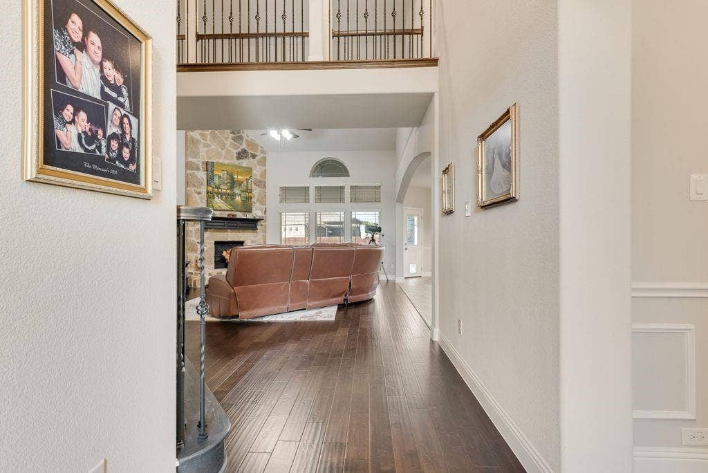 2601 Maple Leaf Drive, Midlothian, TX 76065