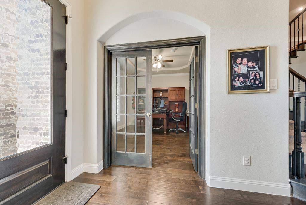 2601 Maple Leaf Drive, Midlothian, TX 76065