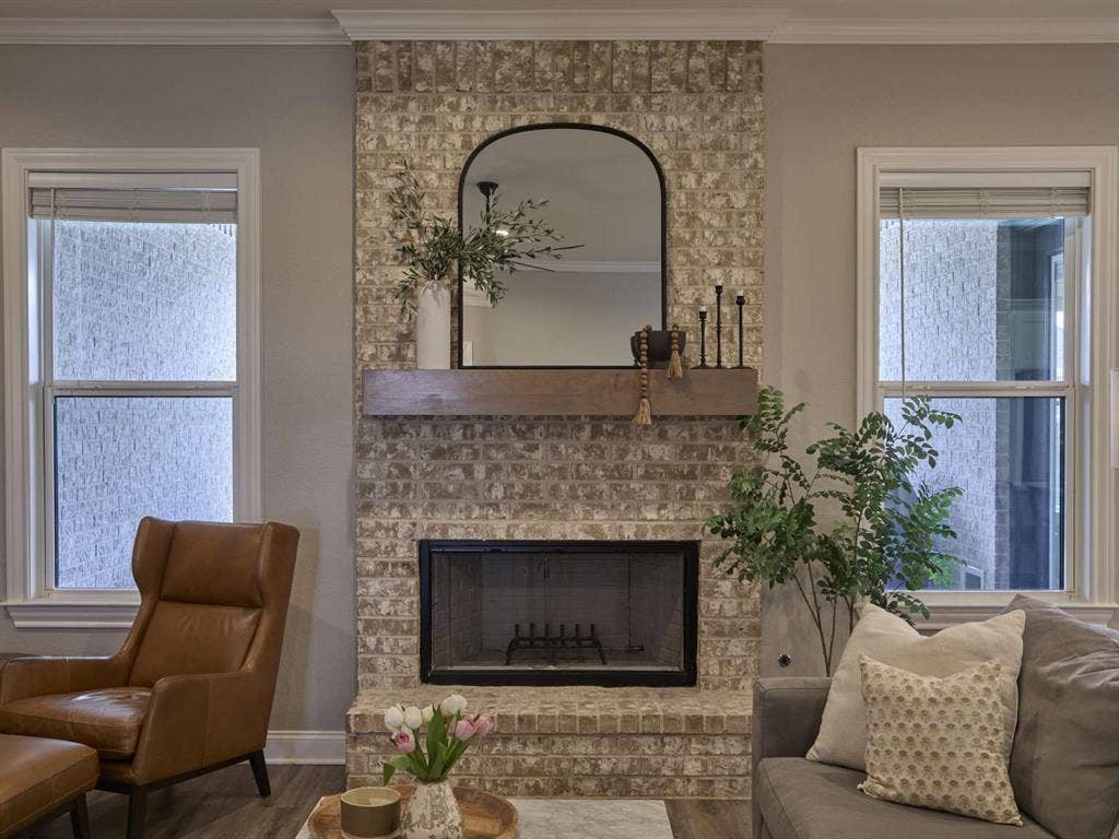 10124 Charmwood Drive, Waco, TX 76712 10124 Charmwood Drive, Waco, TX 76712