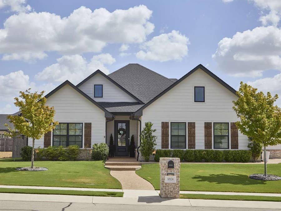 Property photo for 10124 Charmwood Drive, Waco, TX