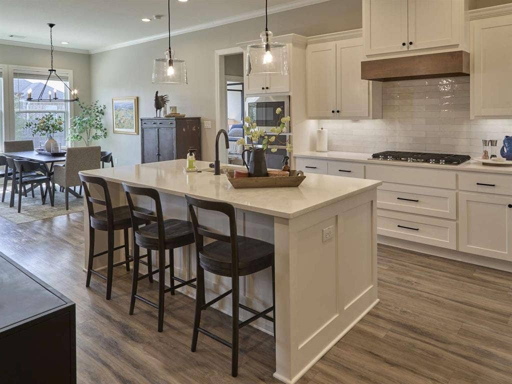 10124 Charmwood Drive, Waco, TX 76712 10124 Charmwood Drive, Waco, TX 76712