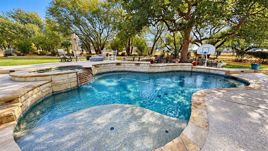 1729 Bent Tree Court, Granbury, TX 76049 1729 Bent Tree Court, Granbury, TX 76049