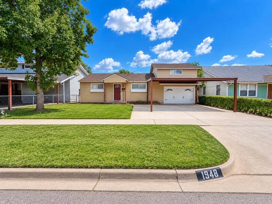 Property photo for 1948 Hines Boulevard, Wichita Falls, TX