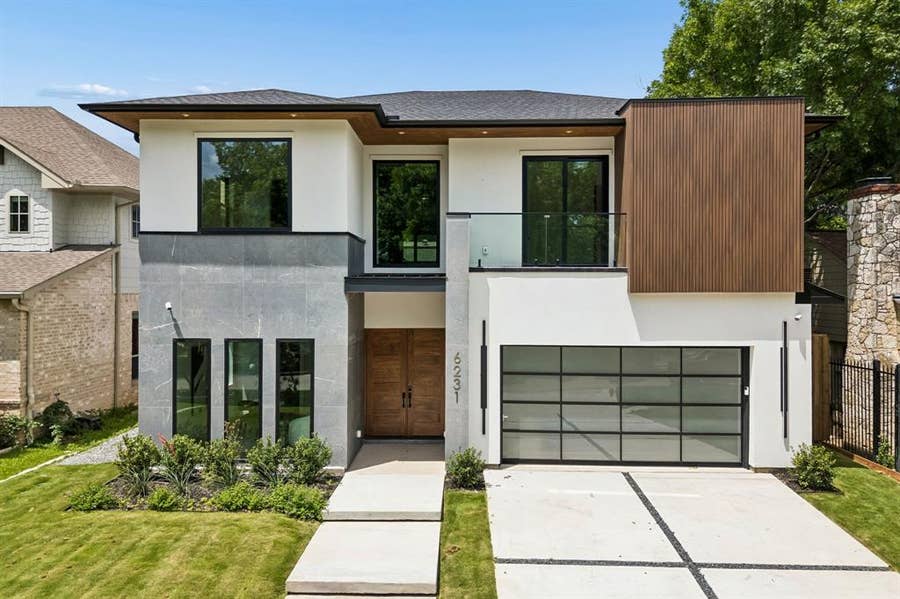 Property photo for 6231 Mccommas Boulevard, Dallas, TX