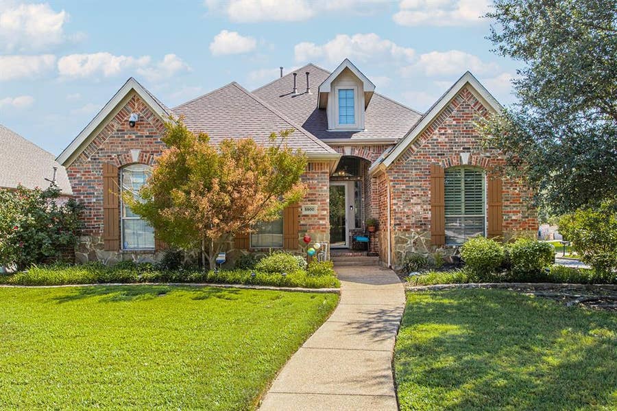 Property photo for 5900 Barton Springs Drive, North Richland Hills, TX