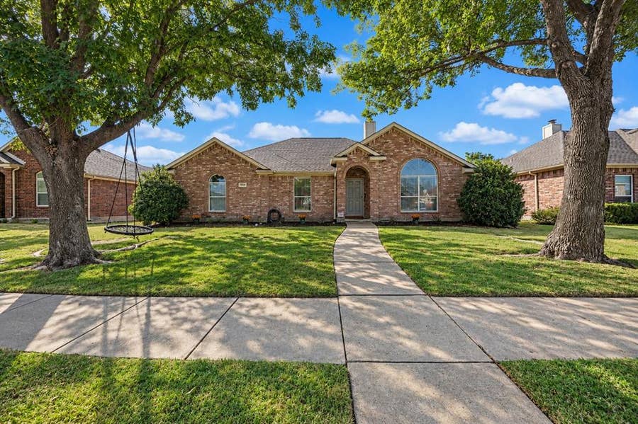 Property photo for 7514 Westway Drive, Rowlett, TX