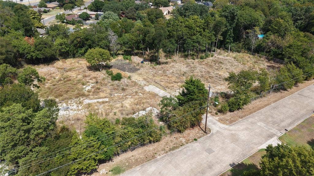 2715 Millbrook Drive, Dallas, TX 75237 2715 Millbrook Drive, Dallas, TX 75237