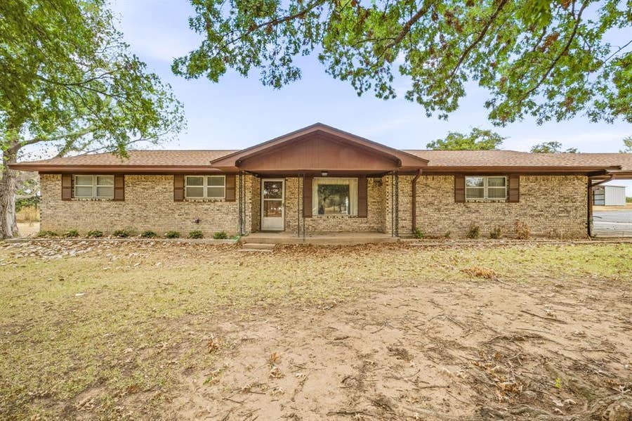 Property photo for 780 Highway 587, De Leon, TX